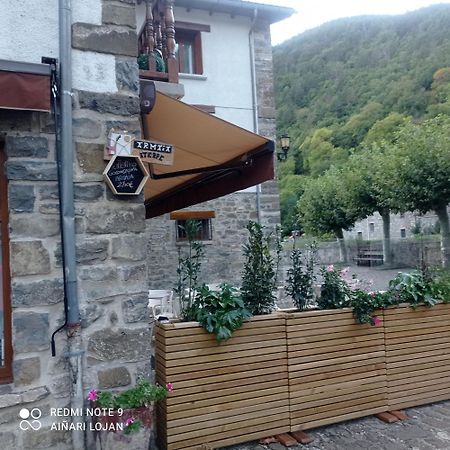 Albergue Armaia Artepea Urzainqui Exteriér fotografie